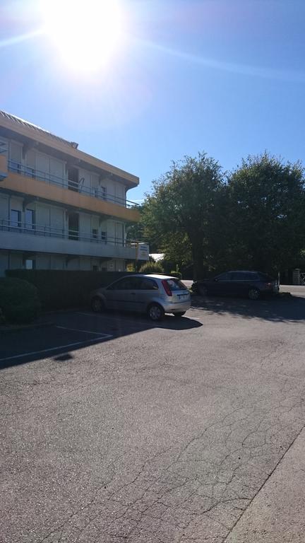 贝桑松高瓦伦丁普瑞米尔经典酒店 Miserey-Salines 外观 照片
